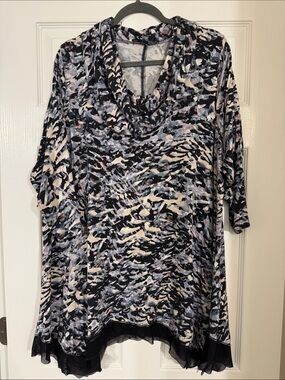 Source Unknown Cowl Neck Tunic Top in Black, Cream and Gray